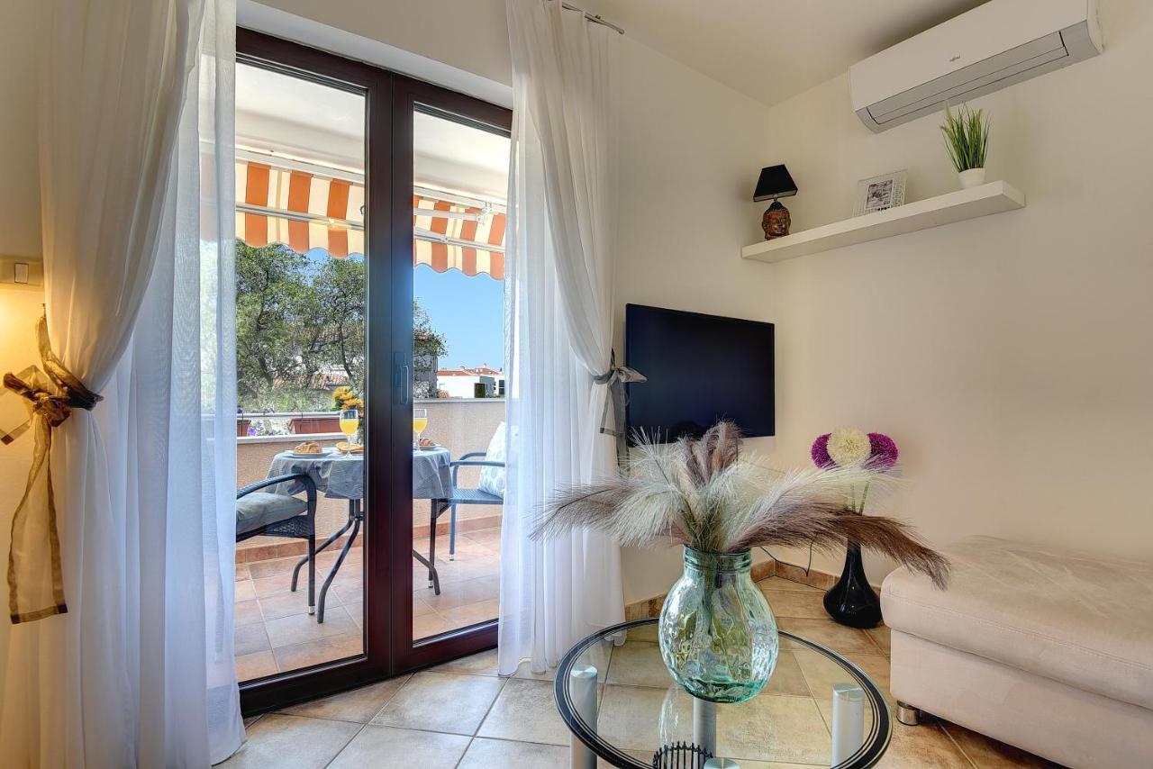 Apartments Vita Vinkuran Bagian luar foto