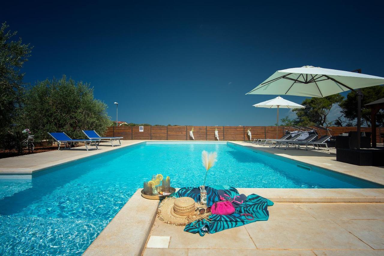 Apartments Vita Vinkuran Bagian luar foto