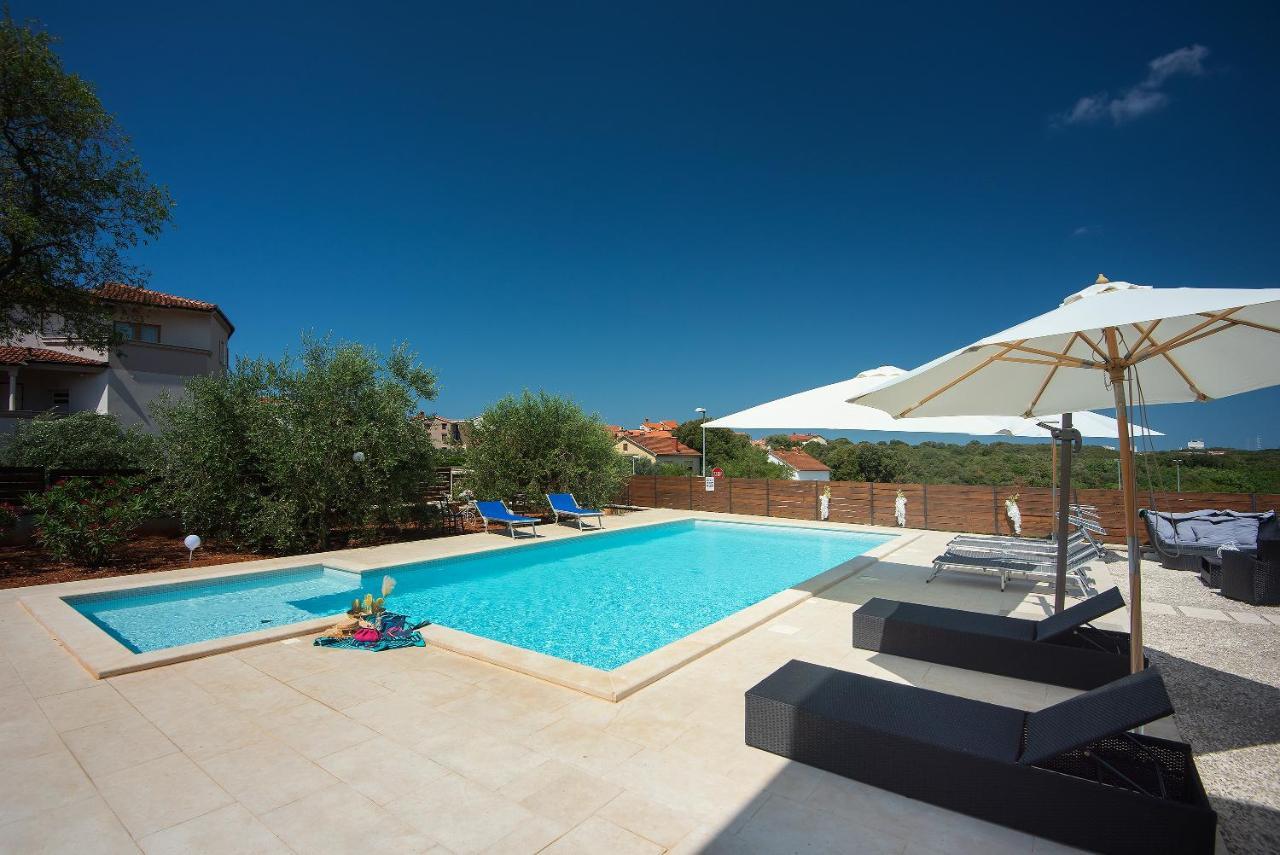 Apartments Vita Vinkuran Bagian luar foto