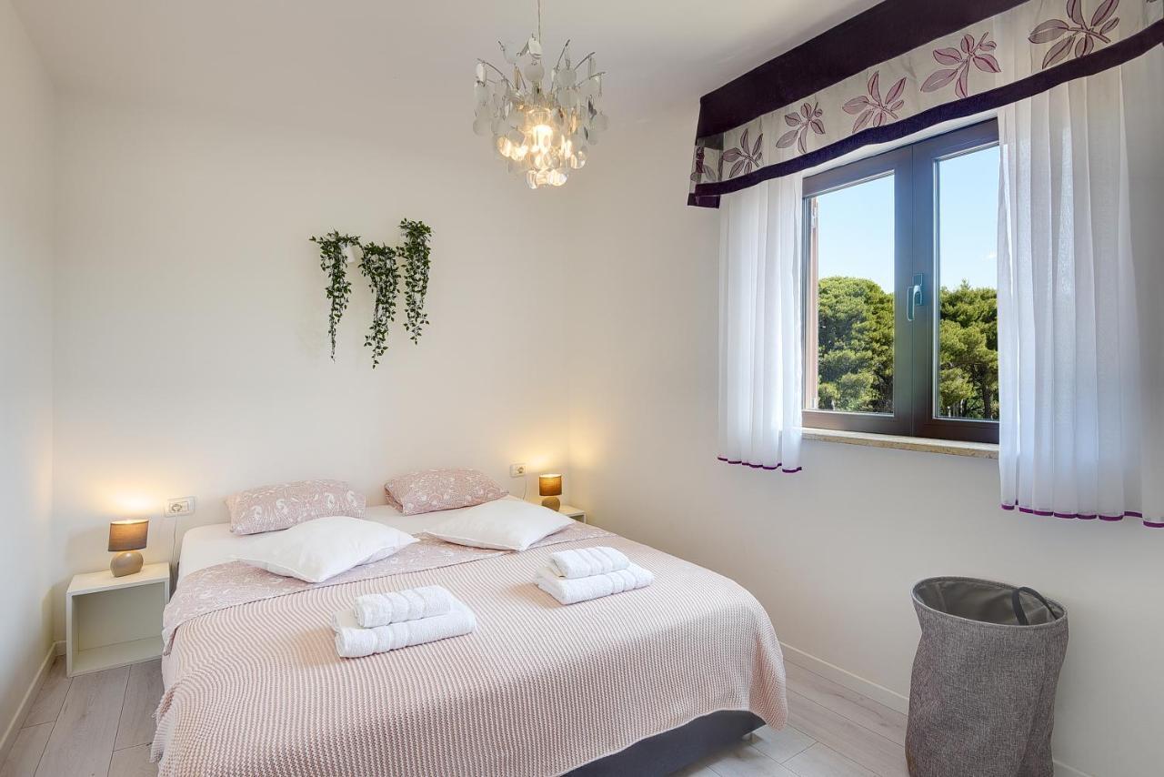 Apartments Vita Vinkuran Bagian luar foto
