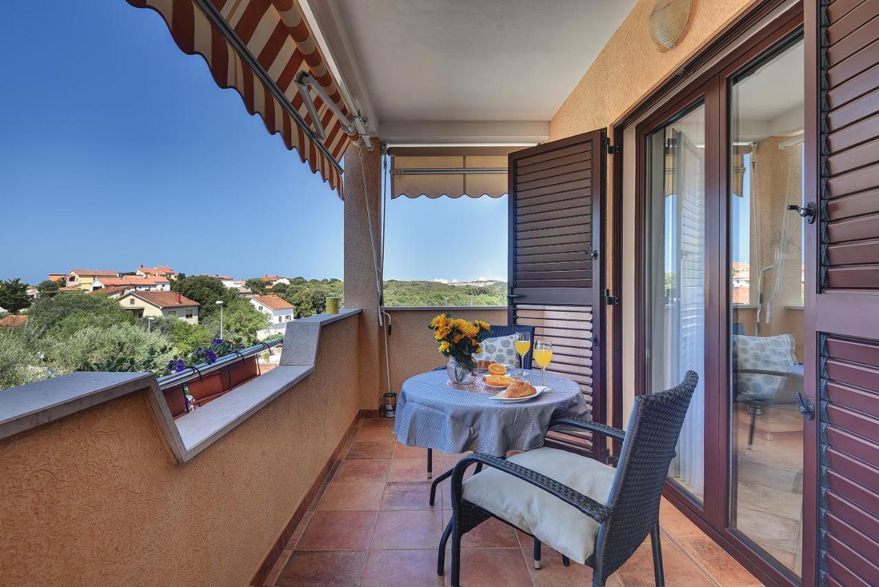 Apartments Vita Vinkuran Bagian luar foto